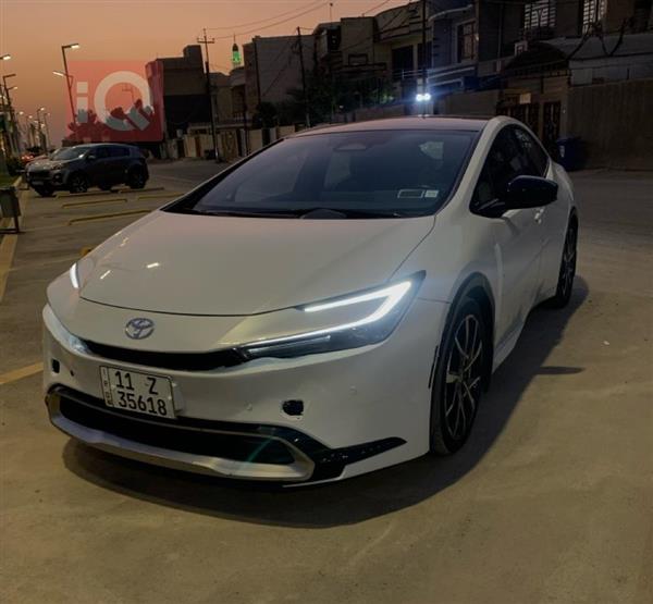 Toyota Prius Prime 2024 for sale in Iraq - Baghdad